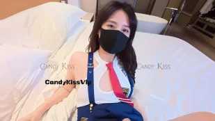 Chị Gái Phun Nước CandyKiss