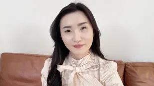 Vợ người gợi cảm Mochizuki Rei thân hình nóng bỏng sau khi cạo lông dục vọng mạnh mẽ