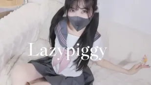 Hai lỗ cùng đụ niềm vui gấp đôi, Lãn Lãn Trư