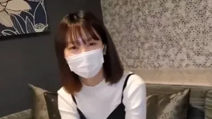 Hành Trình Trưởng Thành Của Cô Gái Ngây Thơ Thuần Khiết