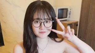 FC2PPV-4653783 Làn Da Trắng Anna