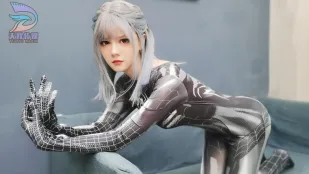 TY-009 Cô kỹ thuật viên xinh đẹp cực phẩm mặc đồ bó sát Spider-Man mang đến cảm giác mới lạ cho khách