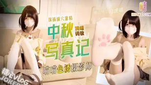Dễ thương meo meo dụ nhiếp ảnh gia nhỏ sáp huấn luyện Bạch Hổ Miêu