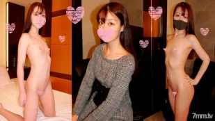 FC2PPV-2345920 Vú Nhỏ Nhưng Nóng Bỏng Cô Gái Lạnh Lùng 22 Tuổi