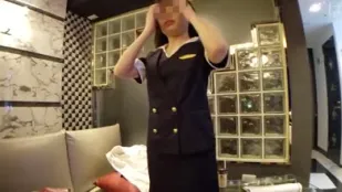 Tiếp Viên Quyến Rũ