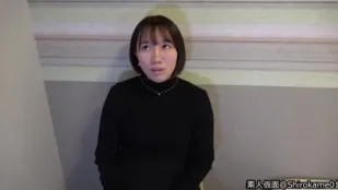 Cô Gái Ngây Thơ Dễ Thương