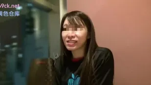 FC2PPV-4895655 Nàng Dễ Thương Lại Cuốn Lấy Sau Creampie