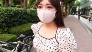 Nữ Sinh Đại Học Cúp H