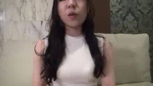 FC2PPV-1896545 Cô Gái Xinh Giọng Ngọt Ngào Trở Thành Thùng Rác Tinh Trùng